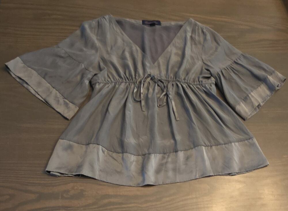 Women's Sandals Cay Silk Shirt. Gray. XL